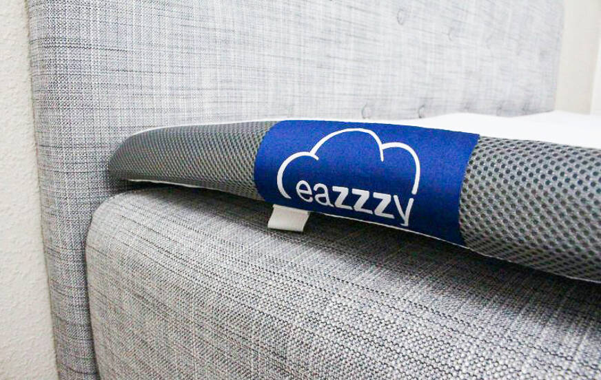 eazzzy topper logo